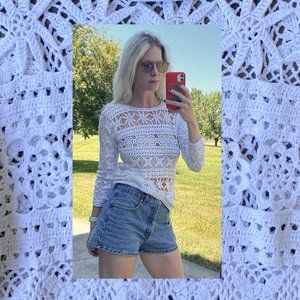 Vintage crochet top. White with crew neck, 3/4 sleeves. Sz S